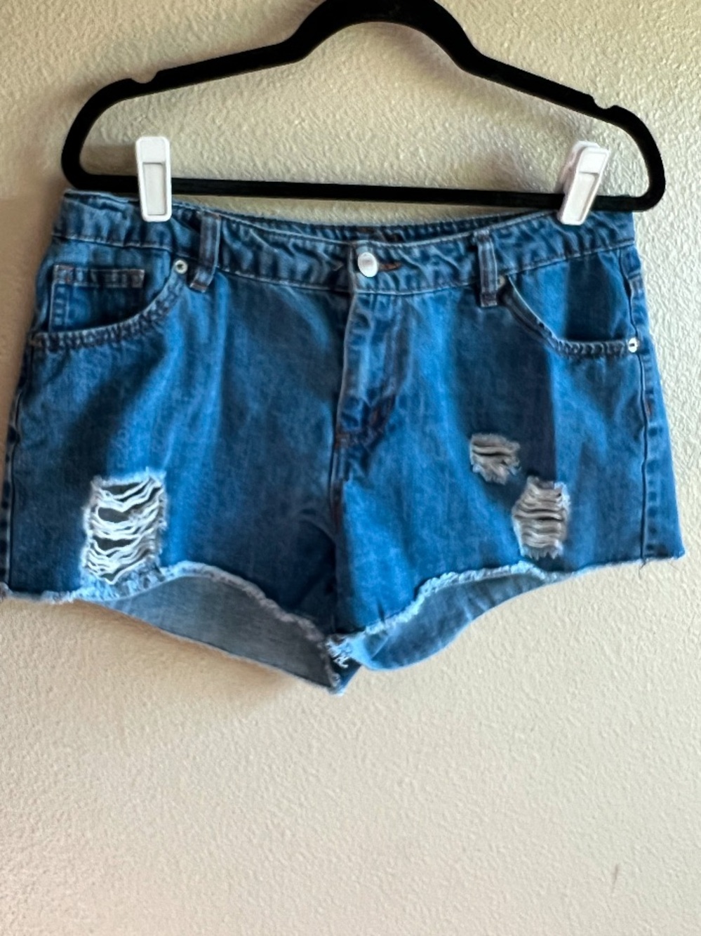 Kut From The Kloth Distressed Denim Shorts blue size 4 Americana July 4th